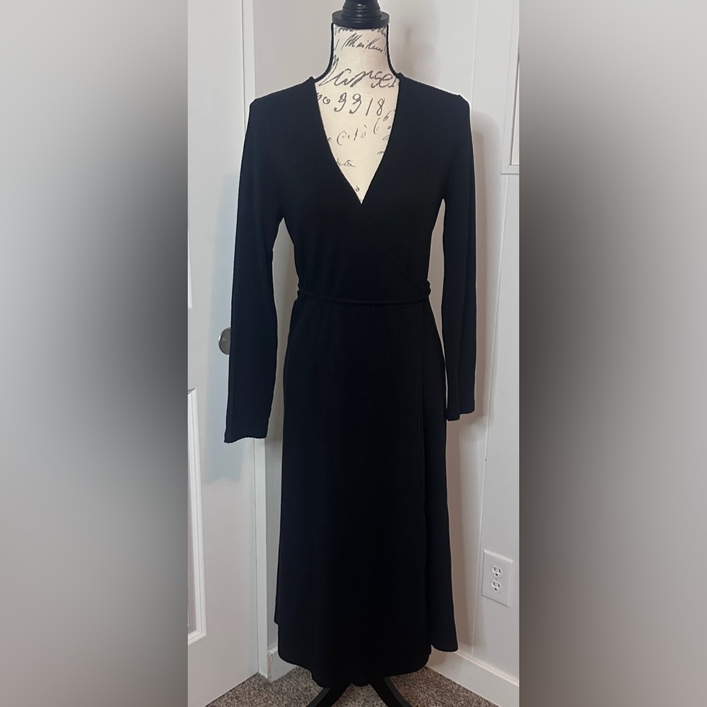 Old Navy Little Black Ribbed Long Sleeve Dress
